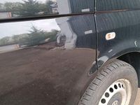 Second-hand VW T5 Startline 140 CP (102 kW) 2014 Negru Van