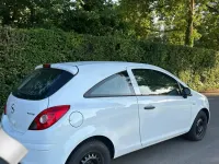 Gebraucht Opel Corsa 60 PS (44 kW) 2009 Weiß Kleinwagen