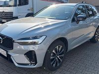 Gebraucht Volvo XC60 Plus 197 PS (144 kW) 2024 Grau SUV