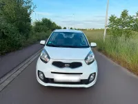 Gebraucht Kia Picanto 69 PS (50 kW) 2012 Weiß Kleinwagen