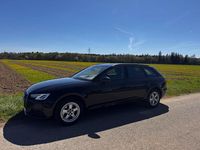 Gebraucht Audi A4 Basis 150 PS (110 kW) 2017 Schwarz Kombi