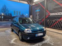 Gebraucht Renault Clio II 75 PS (55 kW) 2001 Blau Kleinwagen