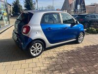 Gebraucht Smart ForFour Passion 90 PS (66 kW) 2019 Blau Kleinwagen