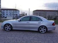 Gebraucht Mercedes E500 AMG 387 PS (284 kW) 2007 Silber Limousine