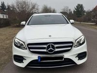 Gebraucht Mercedes E220 AMG 194 PS (142 kW) 2019 Weiß Kombi