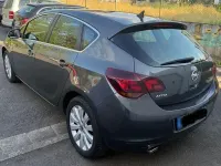 Gebraucht Opel Astra Cosmo 180 PS (132 kW) 2010 Grau Limousine
