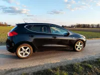 Gebraucht Kia Ceed DREAM-TEAM Edition 99 PS (72 kW) 2015 Schwarz Kleinwagen