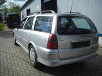 Gebraucht Opel Vectra 115 PS (84 kW) 2000 Silber Kombi