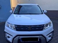 Gebraucht Suzuki Vitara Comfort 120 PS (88 kW) 2015 Weiß SUV