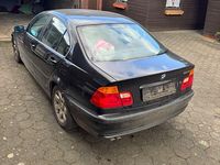 Gebraucht BMW 323 170 PS (125 kW) 2000 Schwarz Limousine