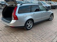 Second-hand Volvo V50 109 CP (80 kW) 2009 Argintiu Break