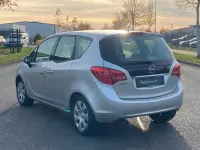 Używany Opel Meriva Edition 101 KM (74 kW) 2010 Srebrny Minivan