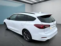 Gebraucht Ford Focus ST-Line X 125 PS (91 kW) 2025 Weiß Kombi