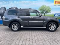 gebraucht Mitsubishi Pajero Pajero3.2 DI-D 4X4 PANO*7 SITZE*AHK*ACC*LEDER