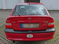 Gebraucht Opel Vectra 101 PS (74 kW) 1997 Rot Limousine