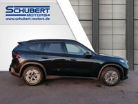 Gebraucht BMW iX1 150 kW (204 PS) 2025 Schwarz SUV