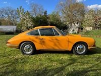 Second-hand Porsche 911S 131 CP (96 kW) 1968 Galben