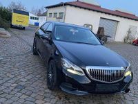 Gebraucht Mercedes E220 Edition 170 PS (125 kW) 2014 Schwarz Limousine