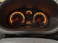 Gebraucht Opel Corsa Basis 87 PS (63 kW) 2012 Rot Limousine