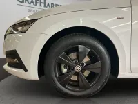 Gebraucht Skoda Octavia Ambition 150 PS (110 kW) 2023 Moonweiß perleffekt Kombi