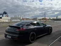 Gebraucht Porsche Panamera GTS 441 PS (324 kW) 2015 Schwarz Kleinwagen