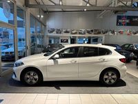 Gebraucht BMW 118 Advantage 136 PS (100 kW) 2023 Weiß Kleinwagen