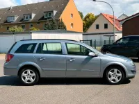 Gebraucht Opel Astra 80 PS (58 kW) 2008 Grau Limousine