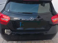 Gebraucht Mercedes A180 109 PS (80 kW) 2016 Schwarz Limousine