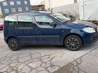 Gebraucht Skoda Roomster 80 PS (58 kW) 2009 Blau Van / Kleinbus