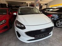 Gebraucht Ford Fiesta Cool & Connect 101 PS (74 kW) 2023 Weiß Kleinwagen