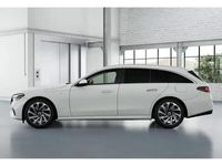 Gebraucht Mercedes E300 204 PS (150 kW) 2025 Unilack polarweiß uni Kombi