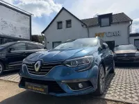 Używany Renault Mégane Intens 101 KM (74 kW) 2018 Niebieski Sedan/Limuzyna