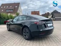 Gebraucht Tesla Model 3 Standard Range 324 kW (441 PS) 2022 Schwarz Limousine