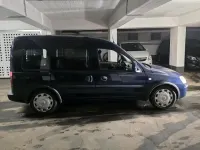 Usado Opel Combo 94 HP (69 kW) 2009 Azul Monovolume