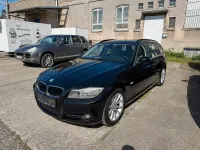 Gebraucht BMW 318 Exclusive 143 PS (105 kW) 2011 Schwarz Kombi