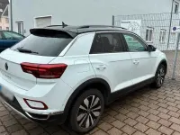 Gebraucht VW T-Roc Move 110 PS (80 kW) 2023 Weiß SUV