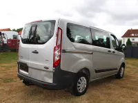 Gebraucht Ford Tourneo 101 PS (74 kW) 2014 Silber Van / Kleinbus