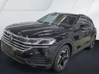 Gebraucht VW Touareg 231 PS (169 kW) 2026 Grenadillschwarz metallic SUV