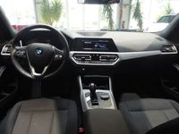gebraucht BMW 318 d Touring Aut. Navi PDC LED 8-fach Klimaaut.