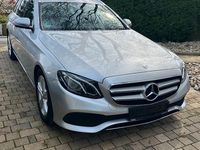 Gebraucht Mercedes E200 Avantgarde 184 PS (135 kW) 2016 Silber Limousine