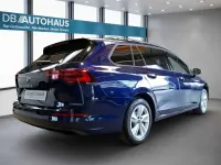 Gebraucht VW Golf VIII Life 150 PS (110 kW) 2024 Blau Kombi