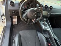 Gebraucht Audi TT 160 PS (117 kW) 2012 Weiß Coupé