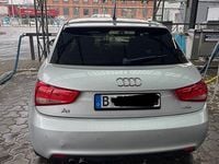 Gebraucht Audi A1 S-Line 122 PS (89 kW) 2010 Silber Kleinwagen