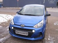 Gebraucht Hyundai i10 Passion Plus 67 PS (49 kW) 2018 Blau Kleinwagen