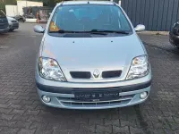 Gebraucht Renault Scénic 107 PS (78 kW) 2000 Silber Van / Kleinbus