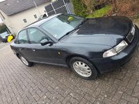 Second-hand Audi A4 125 CP (91 kW) 1998 Negru Berlinǎ