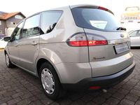 Gebraucht Ford S-MAX Trend 140 PS (102 kW) 2009 Chill silber Van / Kleinbus