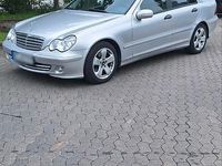 Gebraucht Mercedes C220 150 PS (110 kW) 2005 Grau Limousine