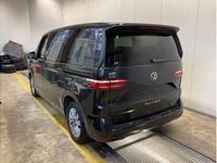 Gebraucht VW Multivan Life 150 PS (110 kW) 2025 Schwarz (deep black perleffekt) Van