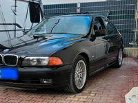 Gebraucht BMW 520 150 PS (110 kW) 2001 Schwarz Limousine